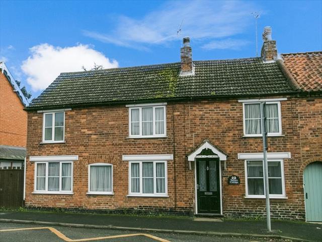  Image of 4 bedroom Cottage for sale in Victoria Street Billingborough Sleaford NG34 at 22 Victoria Street Billingborough Sleaford, NG34 0NX